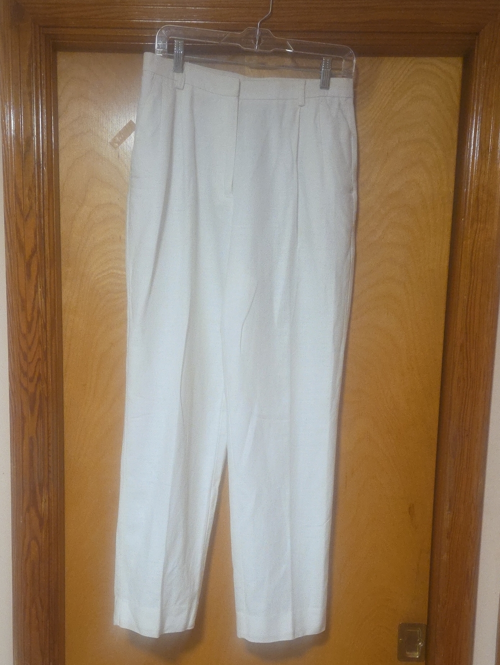Liz Claiborne White Pants Size 10